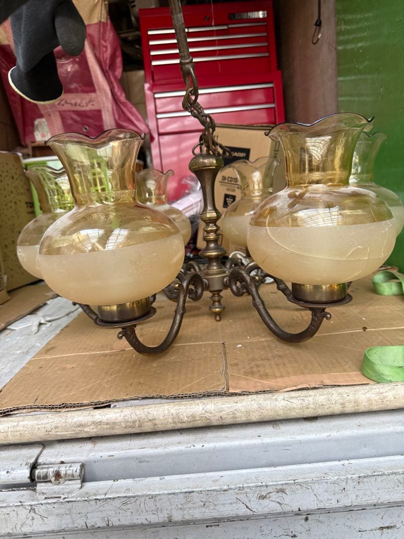 引き取り限定　イタリア製 6灯アンティークシャンデリア 直結工事用