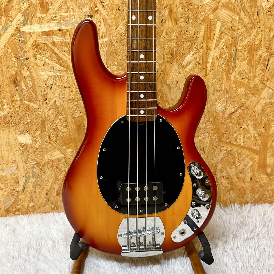 STERLING/Musicman SUB スティングレイ ミュージックマン