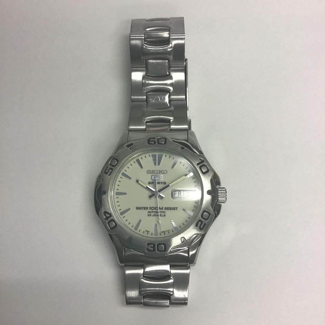 ❣️SEIKO セイコー❣️5 SPORTS 自動巻き　シースルーバック腕時計23石