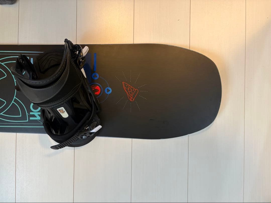 ⭐︎Tai⭐︎Salomon スノーボードとブーツセット