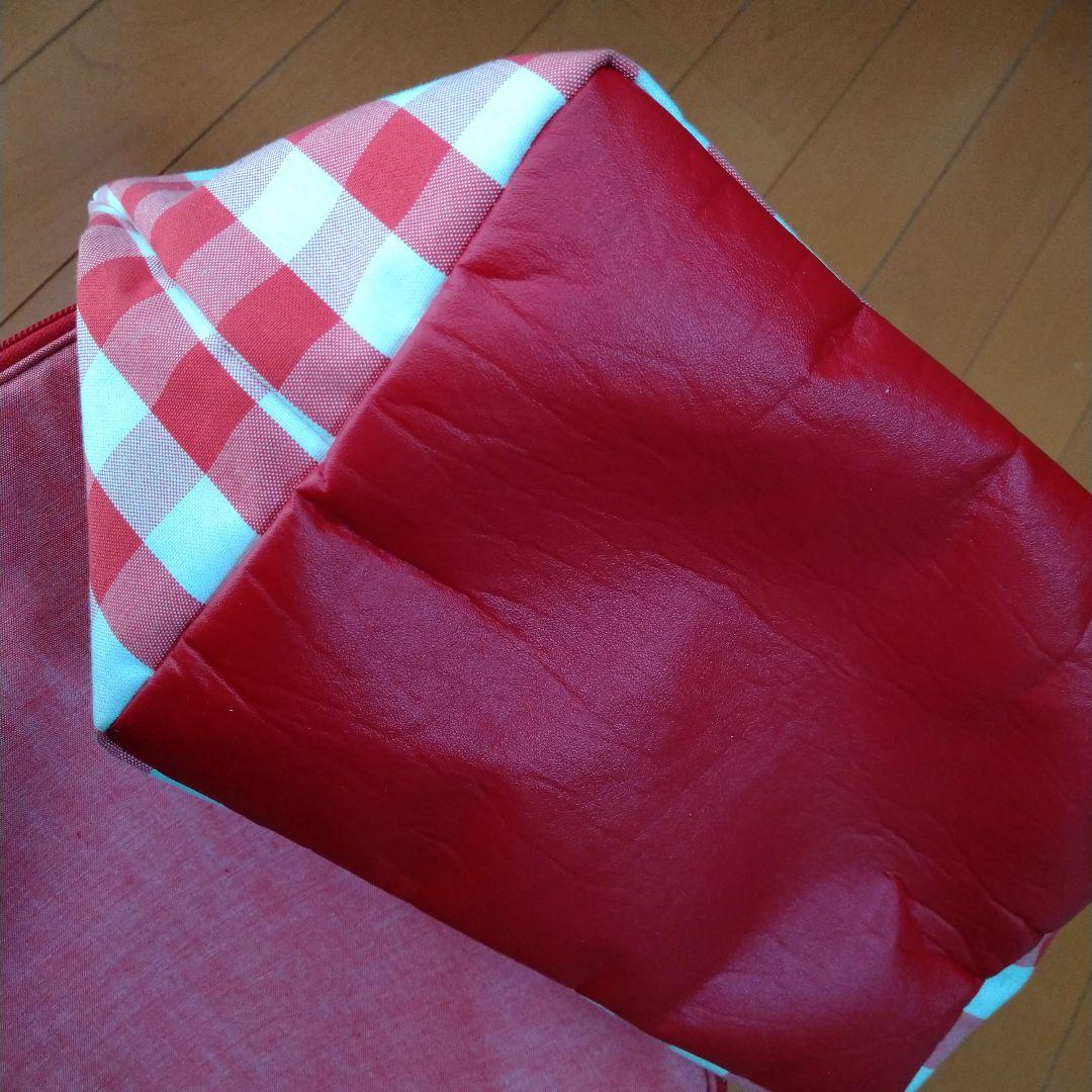 ファミリアショーギンガムチェック美品バッグと新品おむつケース