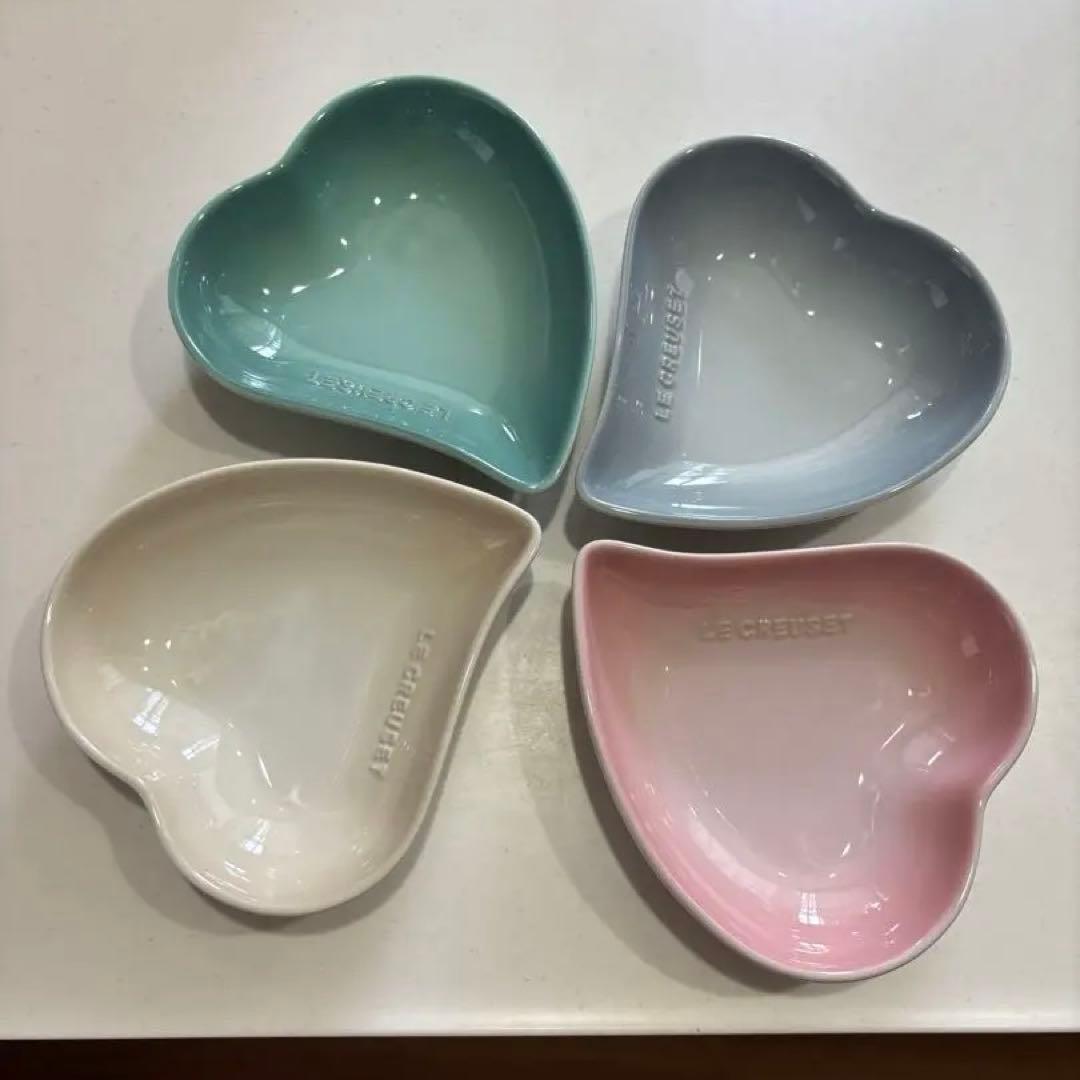 ル・クルーゼ スフィア ハートペタル ディッシュ