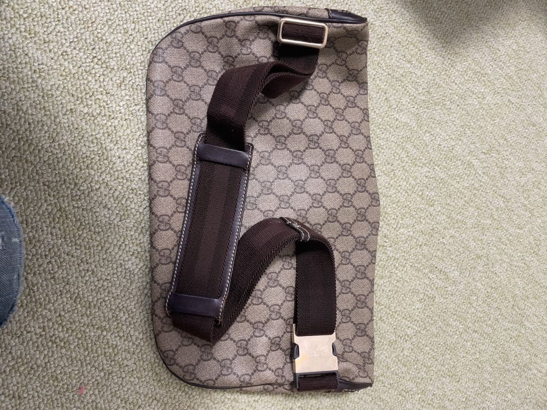 GUCCI バッグ