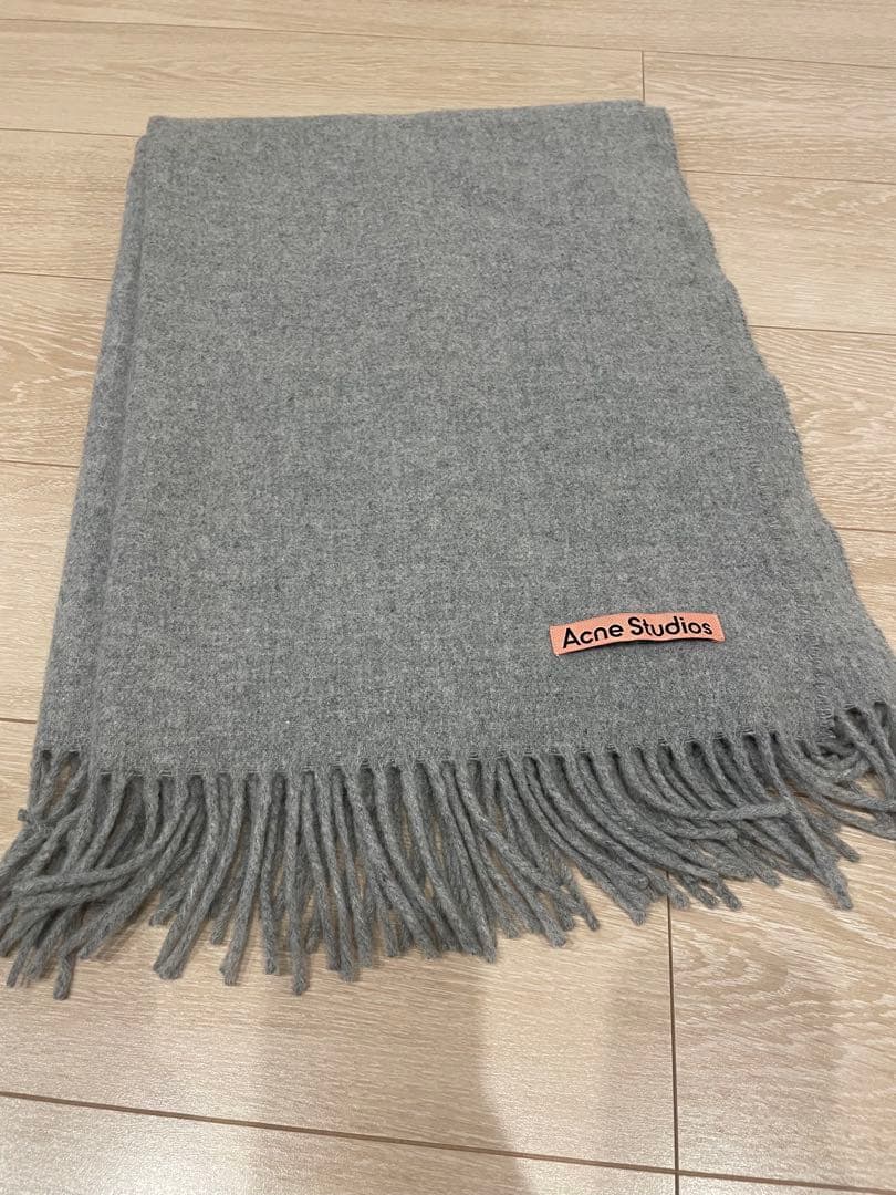 Acne Studios グレー マフラー 100%ウール