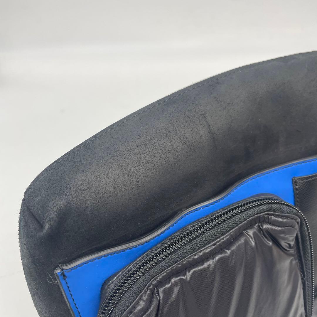 ディースクエアード ショルダーバッグ 斜め掛け スクエア 多収納 ナイロン 黒