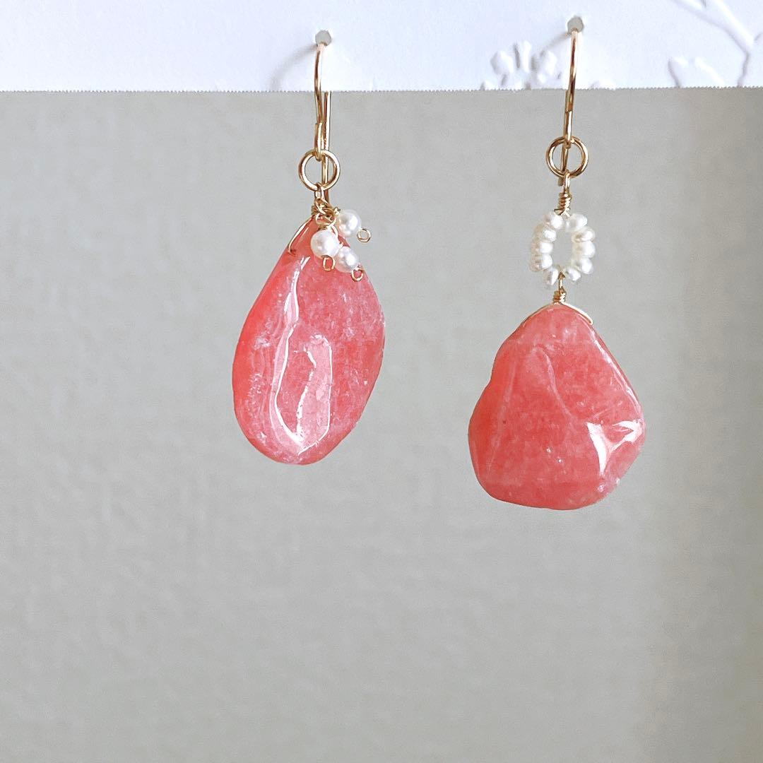 マルモ◆ラフカット✧インカローズ×淡水パールアシンメトリーピアス