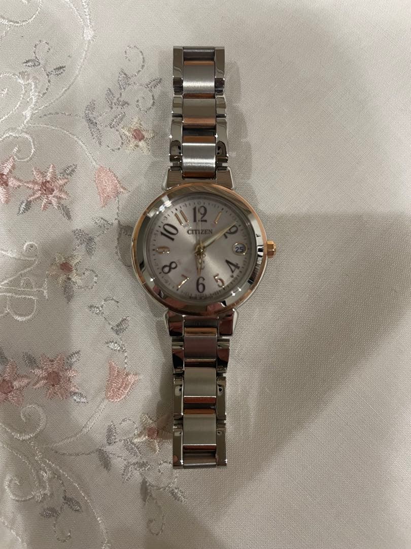 美品CITIZEN xC ハッピーフライト ES9434-53X 箱・コマ付き
