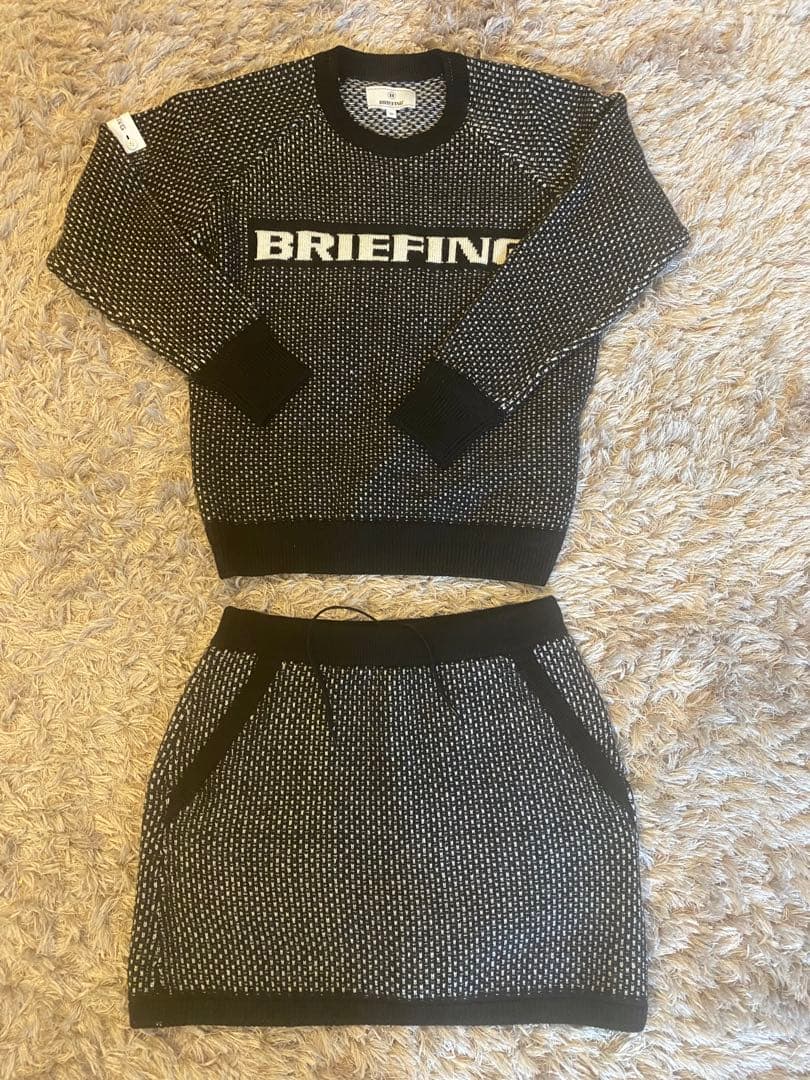 最終値下　24AW完売新作新品未使用タグ無:ブリーフィング セーター 黒M
