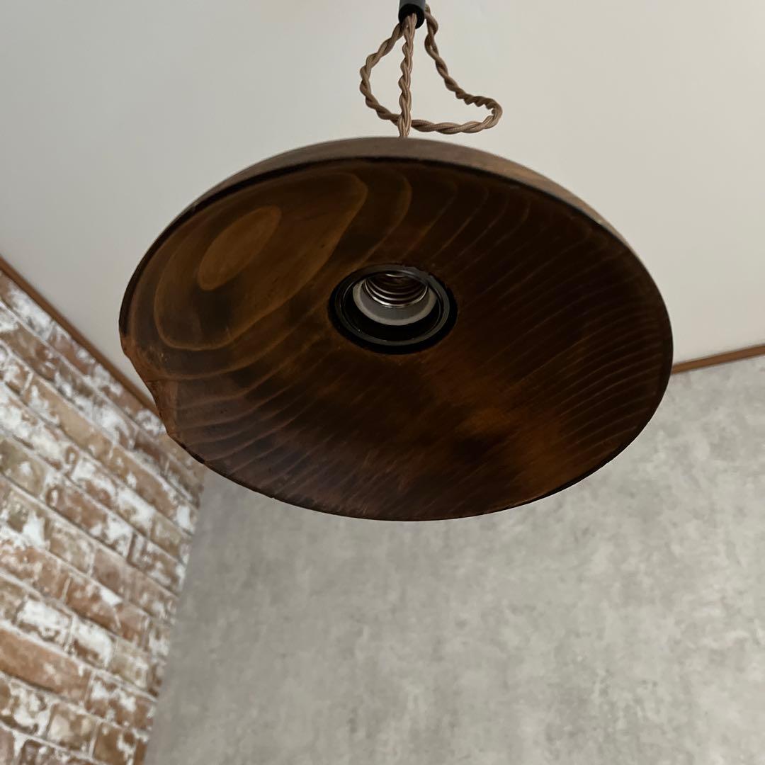 ハンドメイド 天然杉ペンダントライト／優しい木目／ナチュラル照明