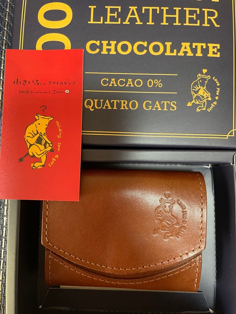 クアトロガッツ　小さいふ　新品