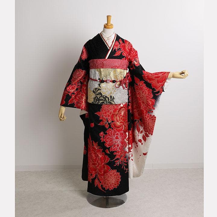 ◆正絹振袖7点セット◆黒地に赤の花柄＆白◆ご成人式　HK39123