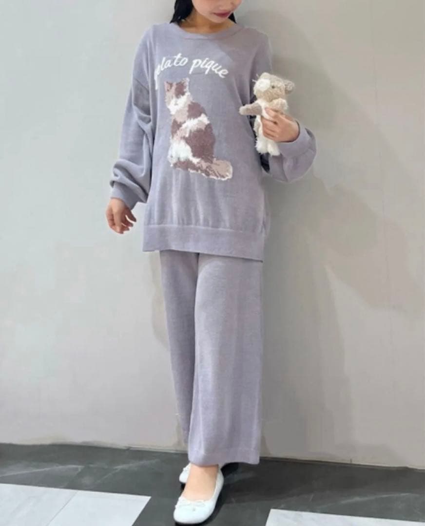 ジェラートピケ　ねこ　プルオーバー　ロングパンツ