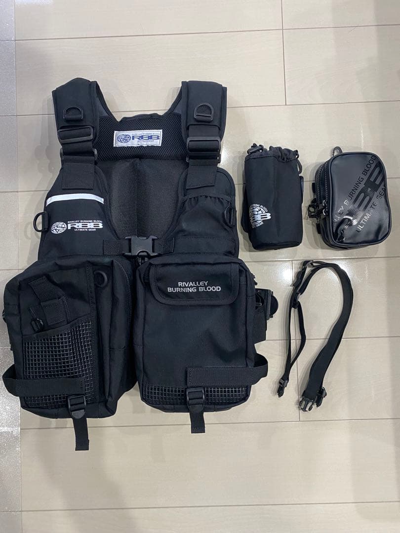 RBB リバレイ　ゲームベストⅡ　ブラック　リバレイ　ポーチ付き　美品 8897