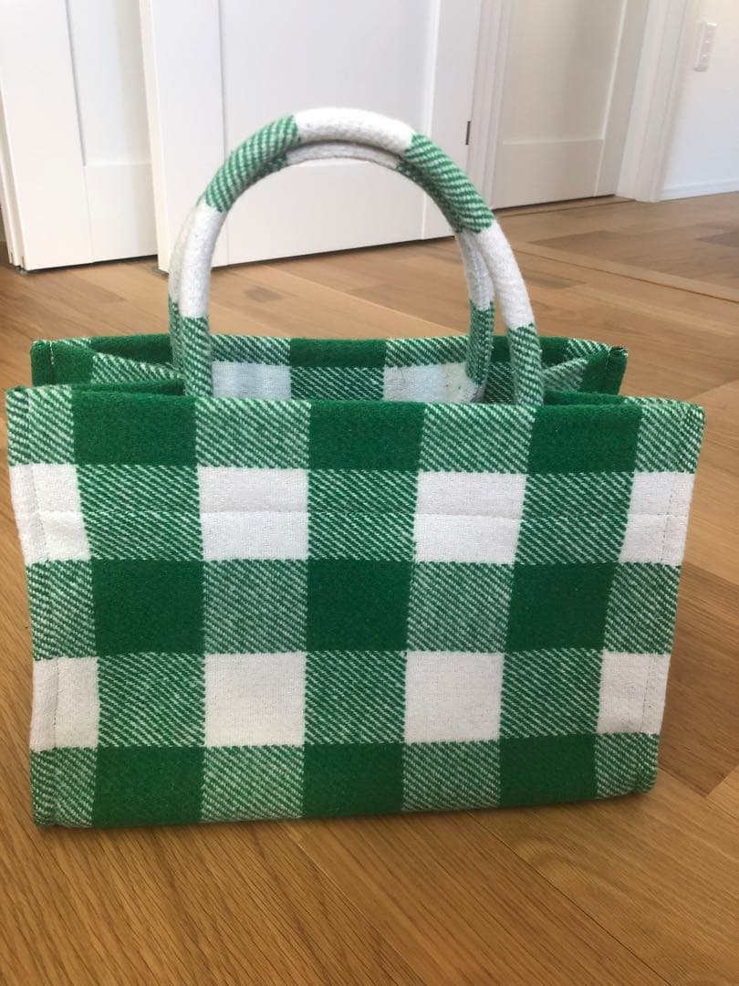ツルバイマリコオイカワ　Aimee チェックトートバッグ　新品　グリーン色
