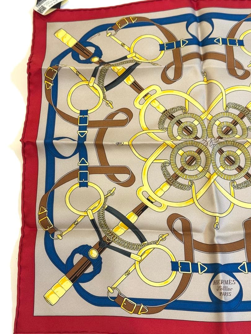 HERMES カレ45 Eperon d'Or スカーフ