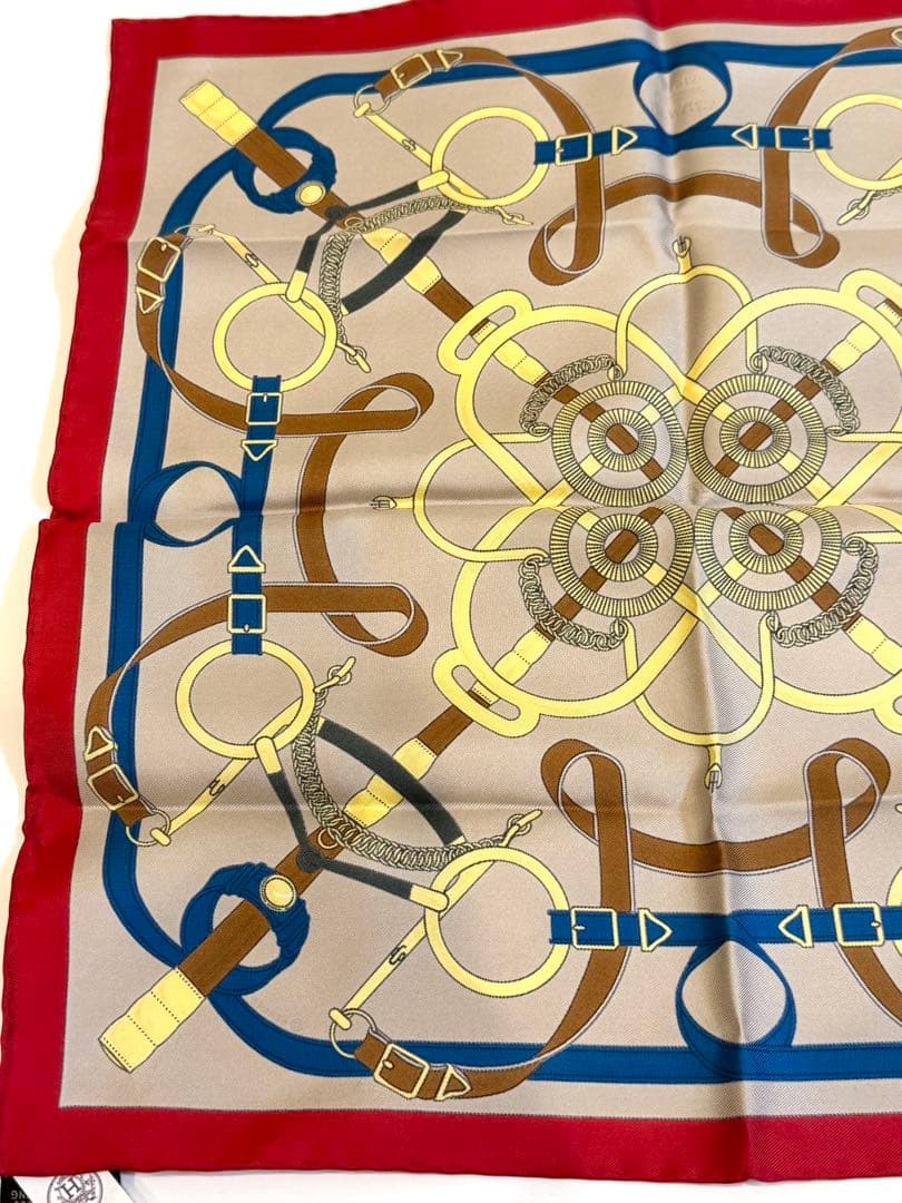 HERMES カレ45 Eperon d'Or スカーフ