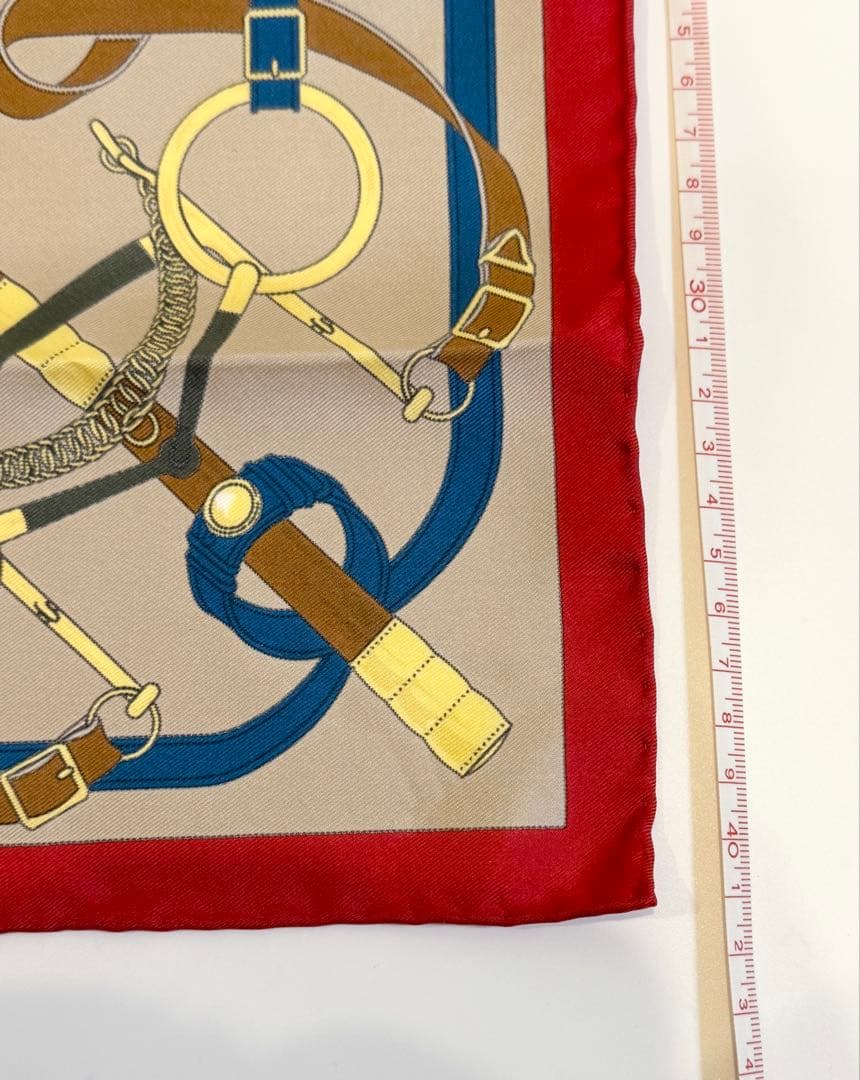 HERMES カレ45 Eperon d'Or スカーフ