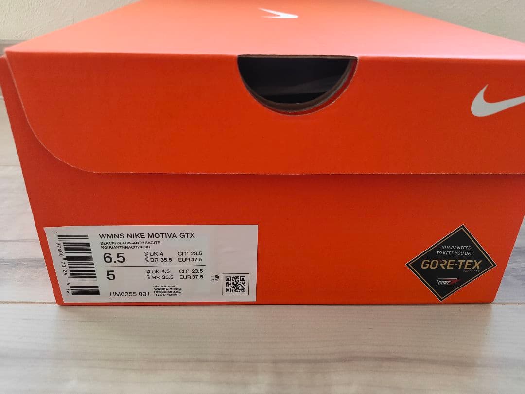 23.5cm 新品 NIKE WMNS MOTIVA GTX ナイキ モティバ