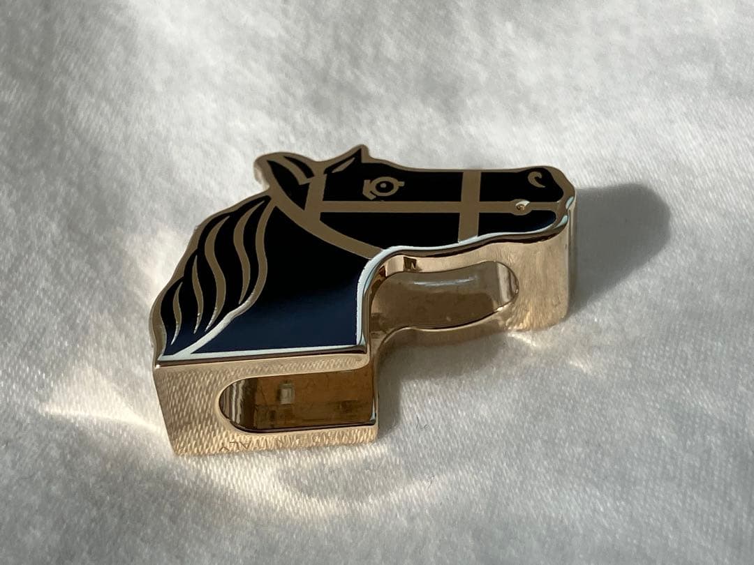 エルメス　カドリージュ ツイリーリング スカーフリング ブラック/ゴールド