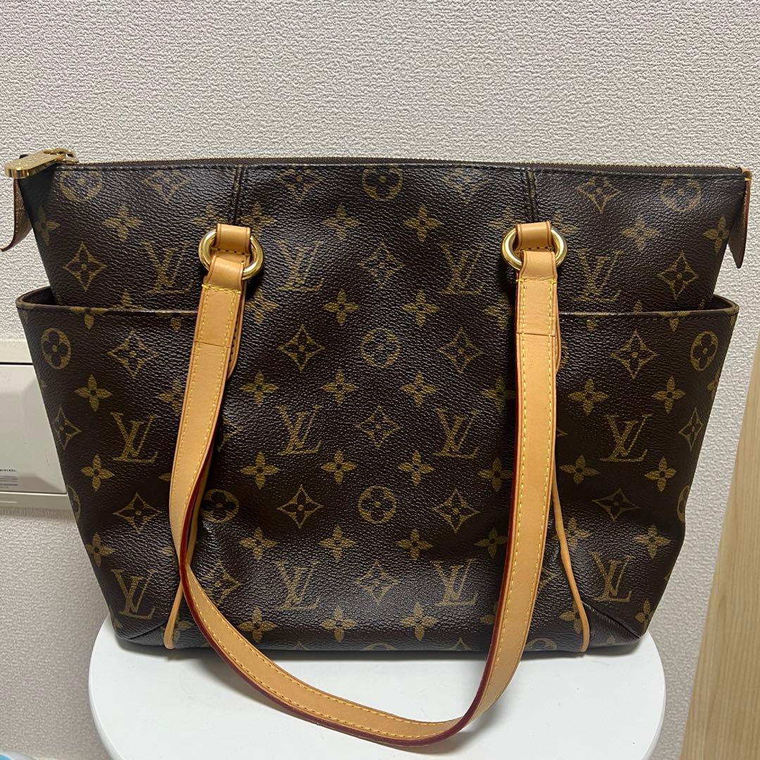 限定価格【美品】LOUIS VUITTON トータリーPMトートバッグ