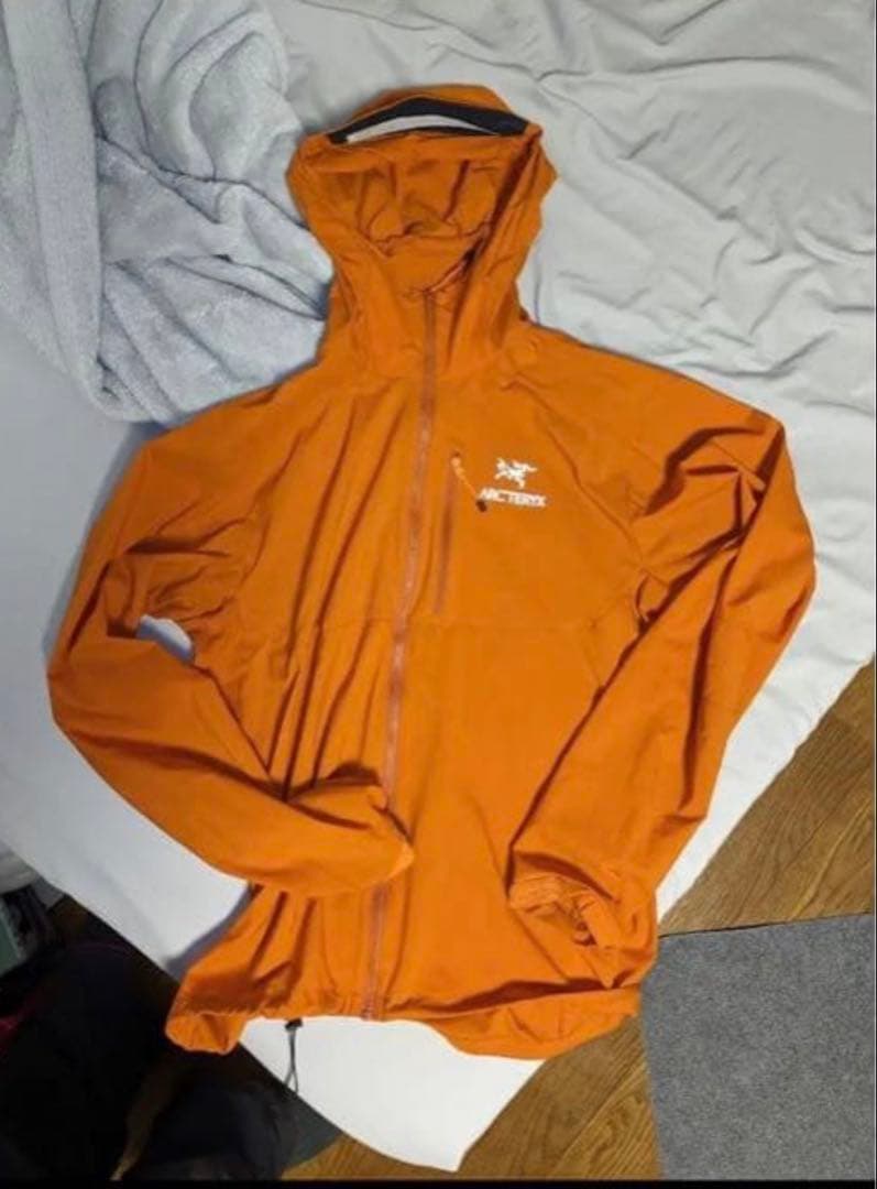 ジャケット・アウター ARCTERYX 13647-72622 Squamish Hoody