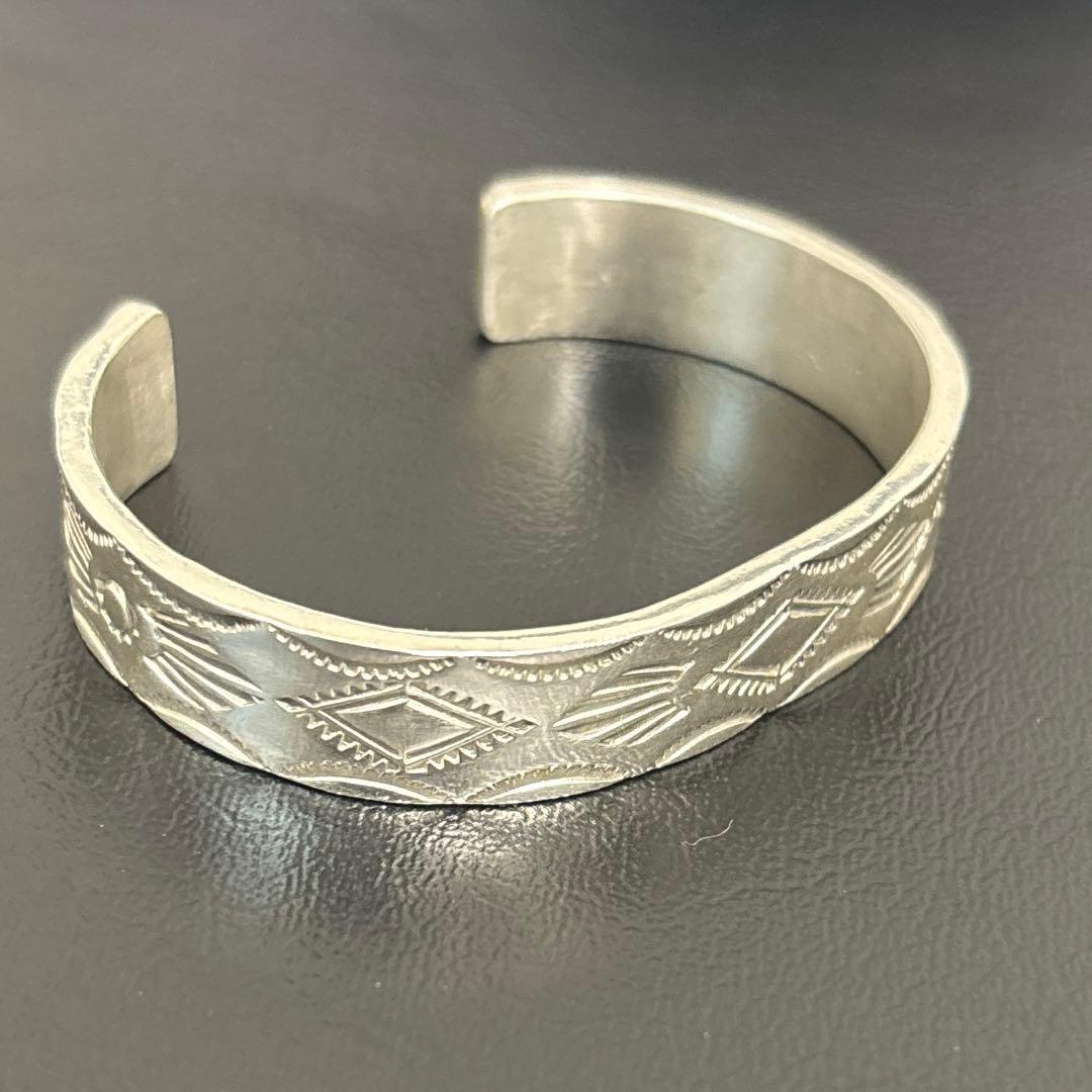 ファーストアローズ　FIRST ARROW's バングル