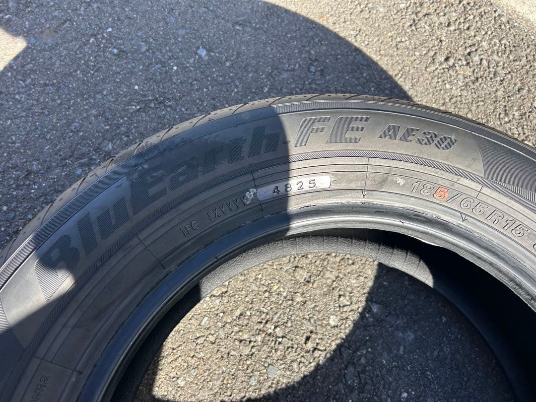 15インチ サマータイヤ 4本セット 185/65 /r15 新車外し