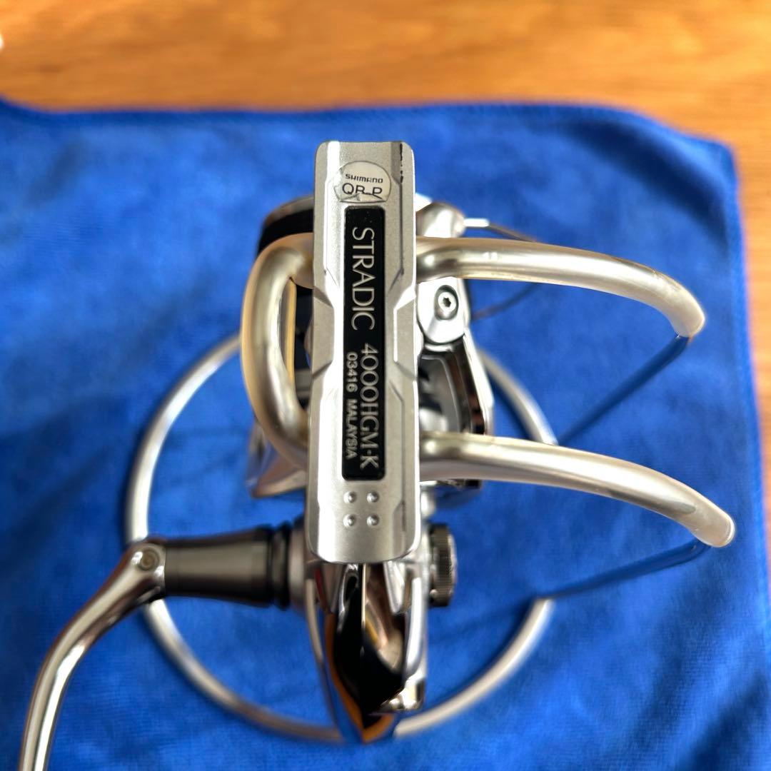 【美品】SHIMANO STRADIC 4000MHGMスピニングリール