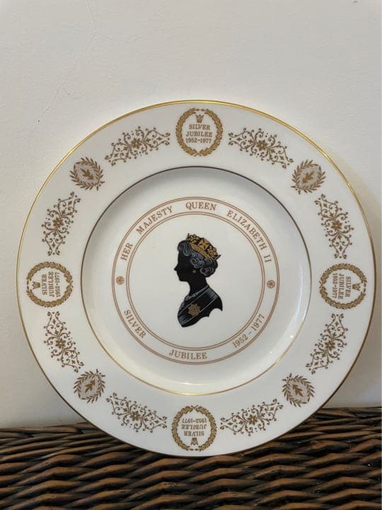 タイムセール！Coalport エリザベス女王　シルバージュビリー　プレート