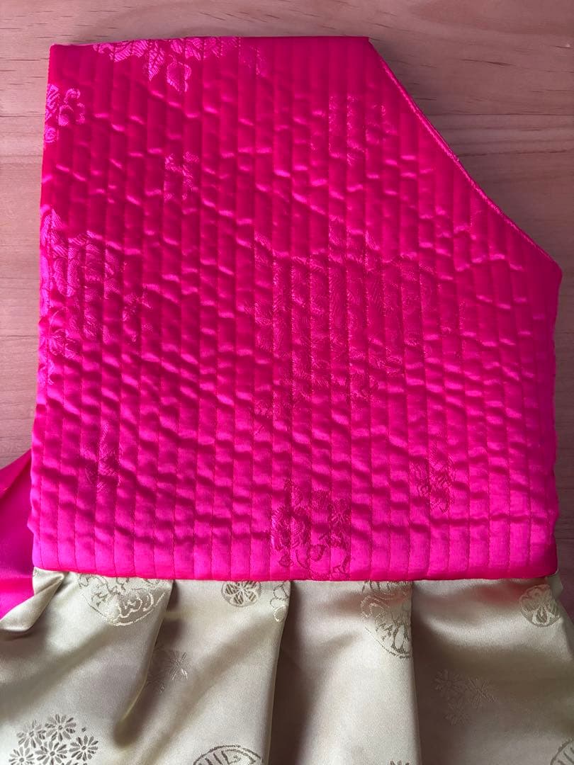 韓国 エプロン 刺繍