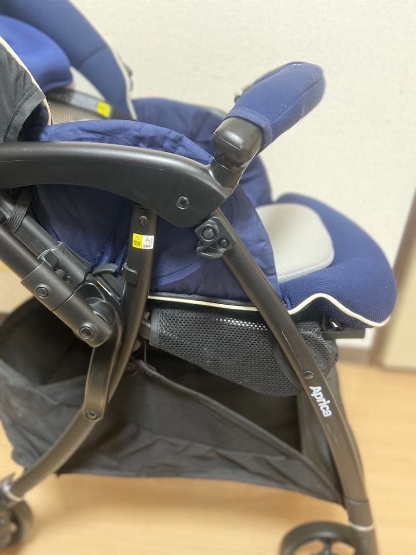 レインカバー付/ラクーナビッテクッション/１～３６カ月/オート４輪/クリーニング