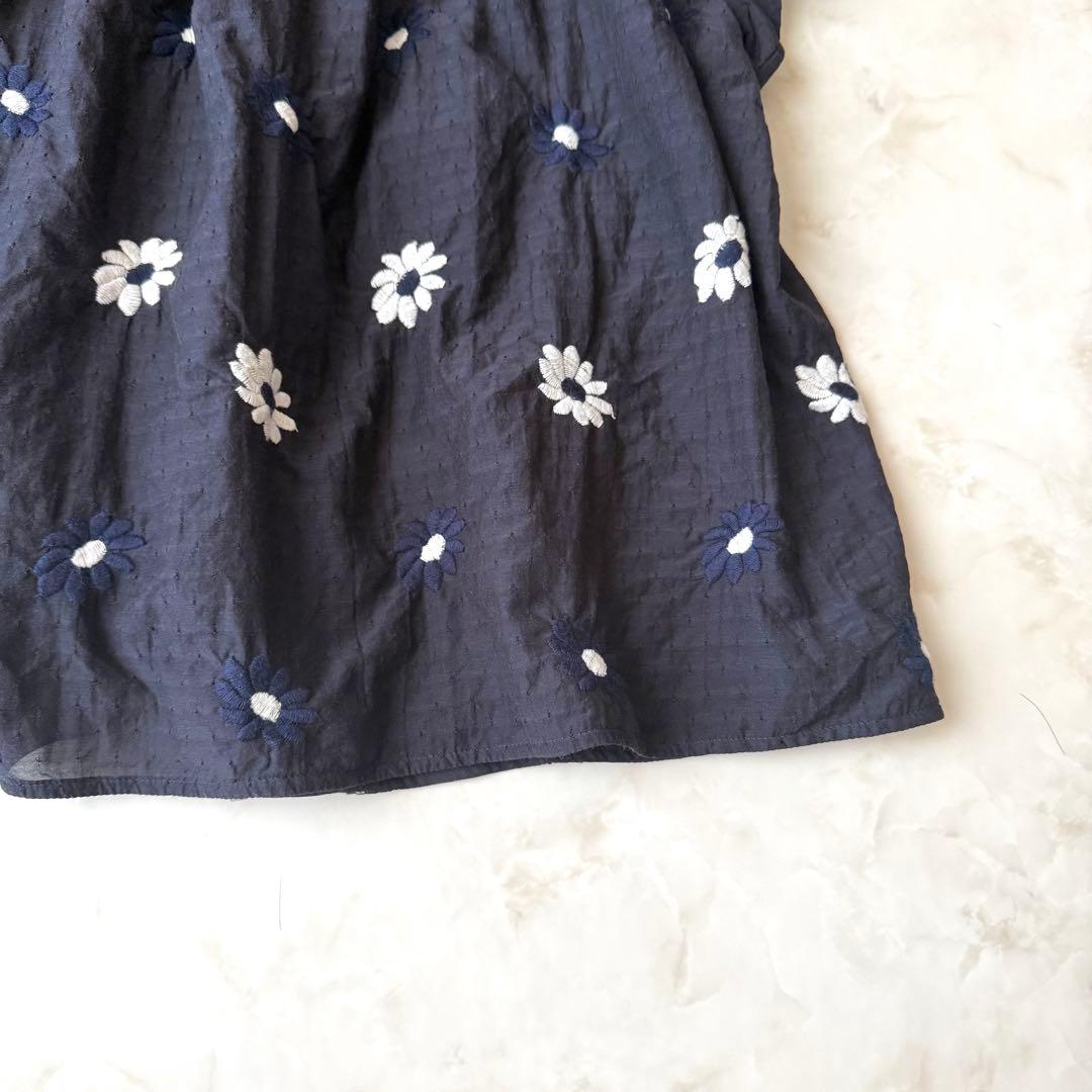 TOMORROWLAND collection マーガレット刺繍ギャザーブラウス