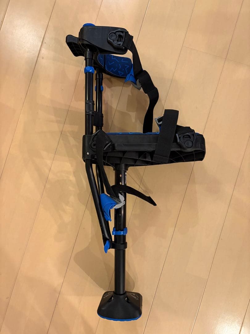 I walk Free 3.0 アイウォーク3.0(ハンズフリー松葉杖)