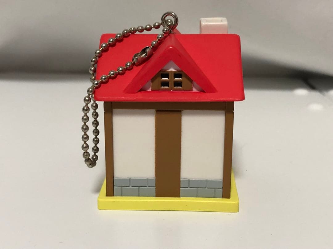 おいでよどうぶつの森　ミニミニハウスキーチェーン　みしらぬネコ