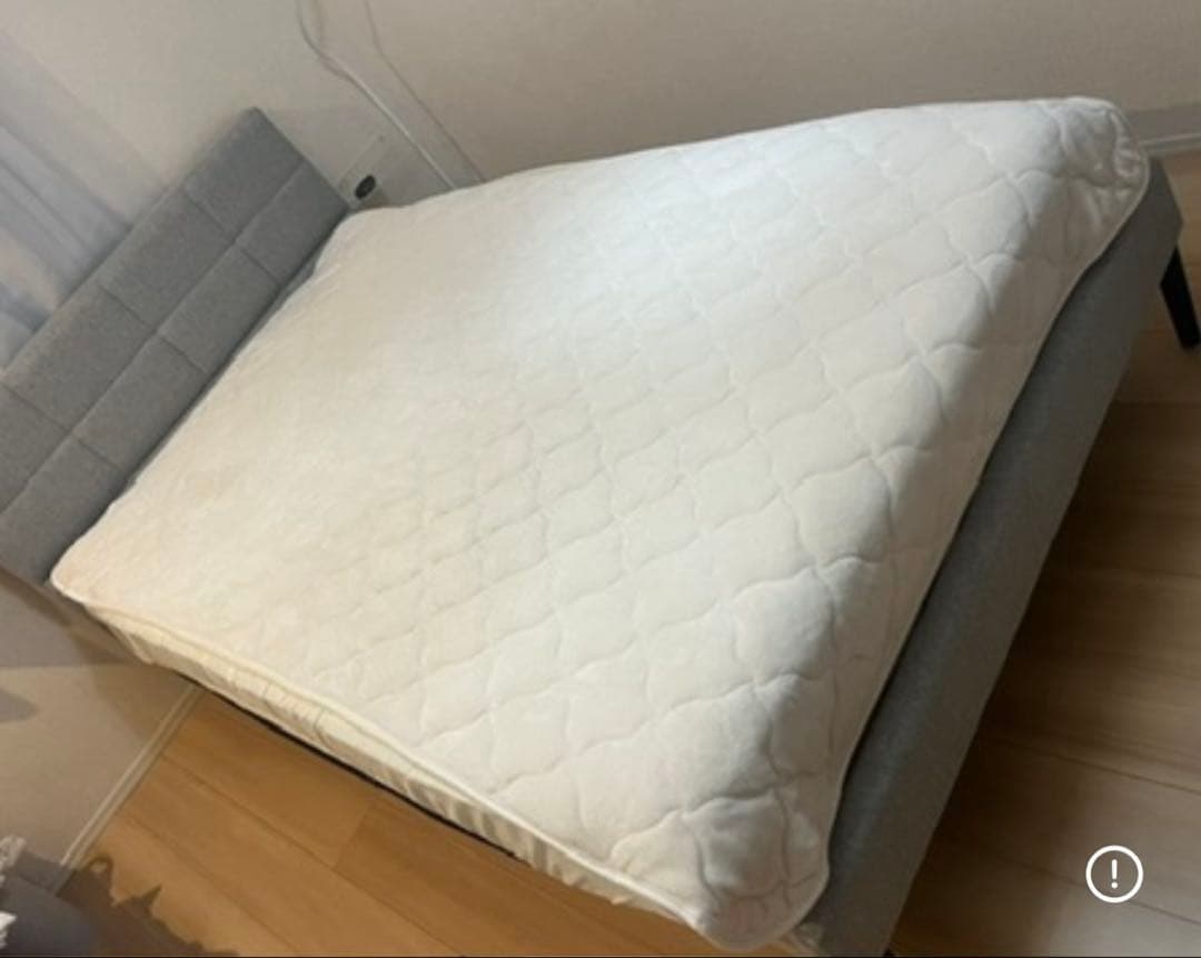 【初売りセール】ホワイト キルティング マットレス 20cm