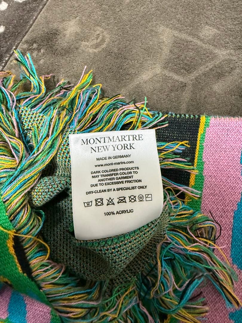 MONTMARTRE NEWYORK モンマルトルニューヨーク　 マフラー