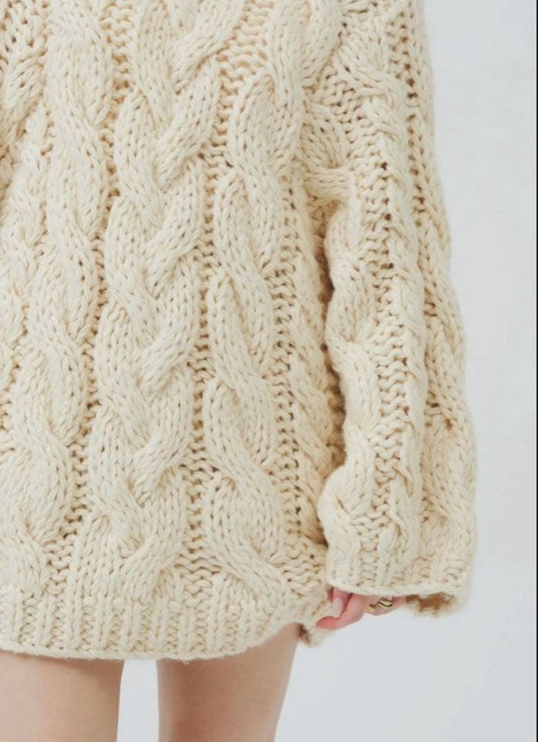 THE TOE MARAIS HANDMADE KNIT アイボリー