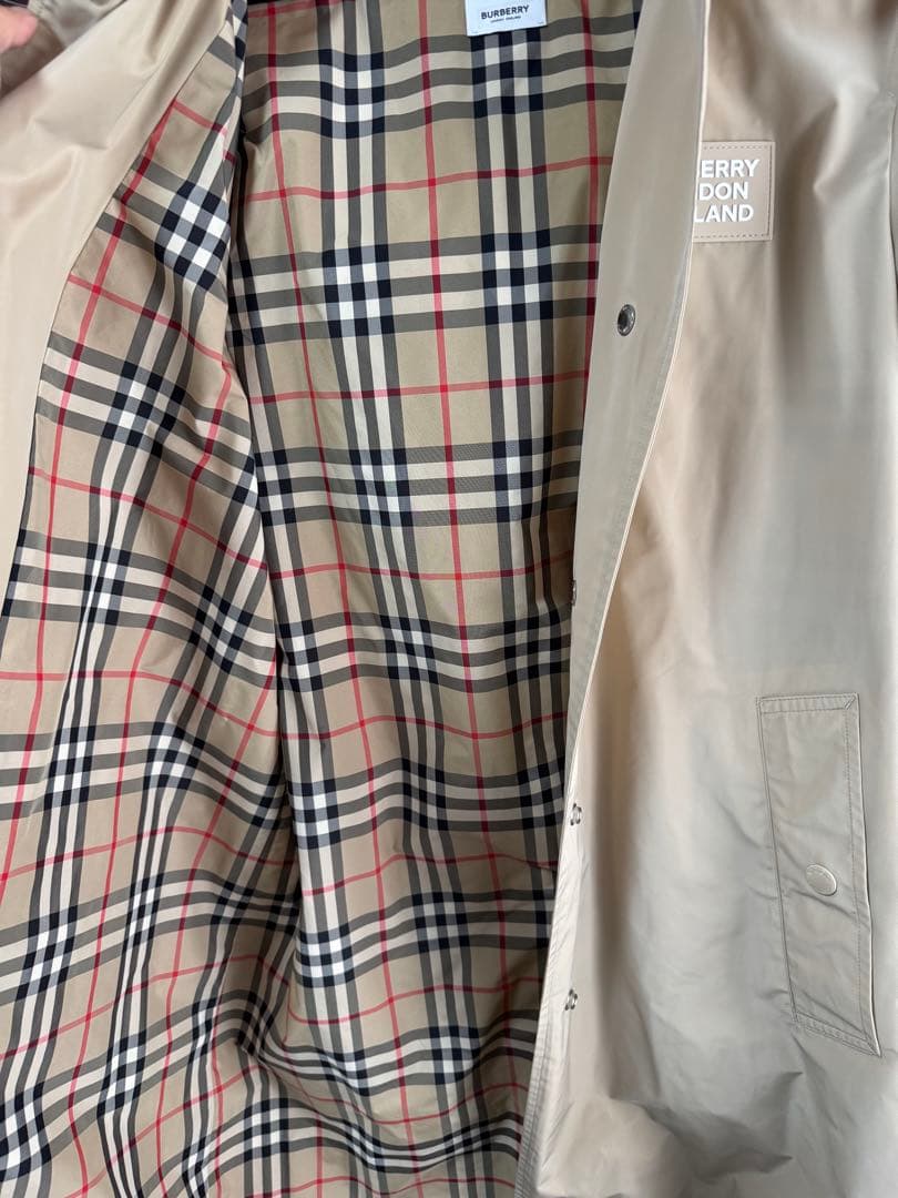 BURBERRY ベージュ フード付き Sサイズ トレンチコート
