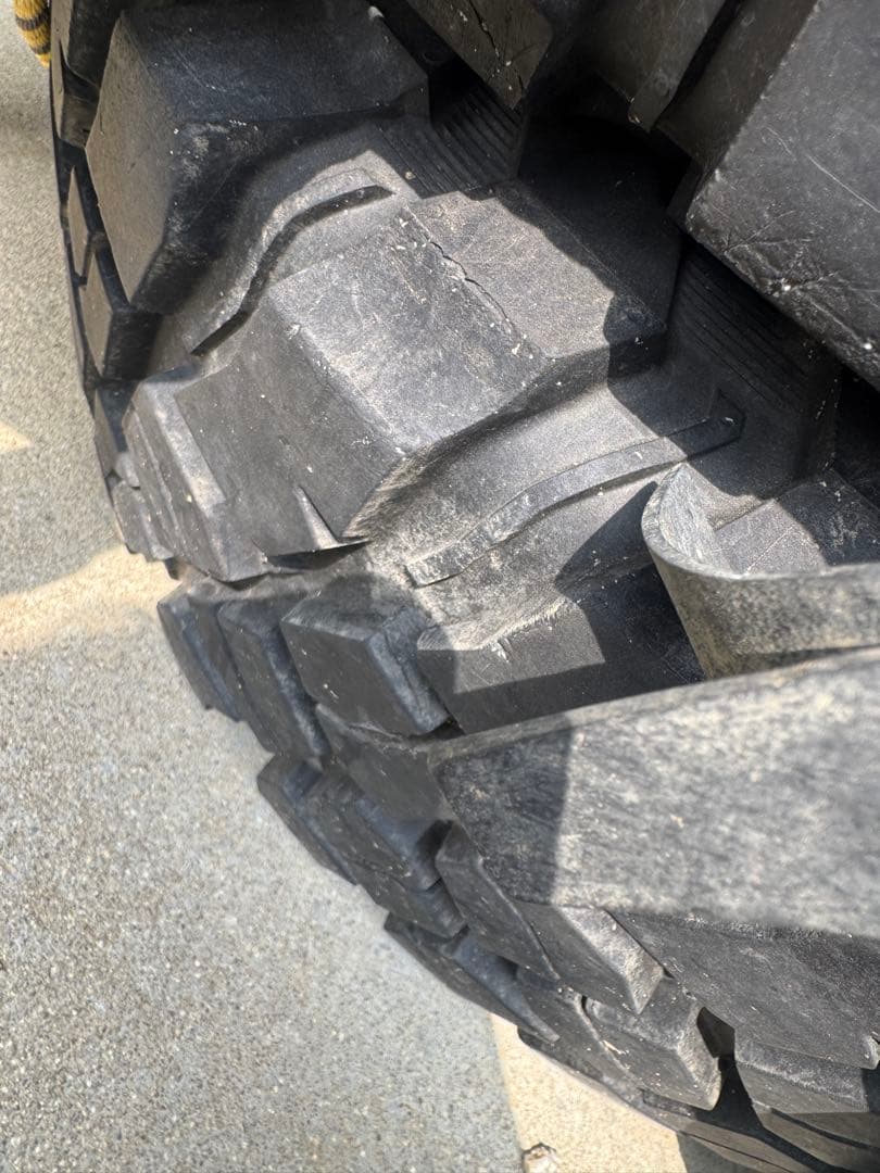 (ちょめみ様現物確認) BFgoodrich km3 225/75R16 4本