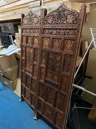 木製彫刻入り4つ折れ間仕切り　送料込み