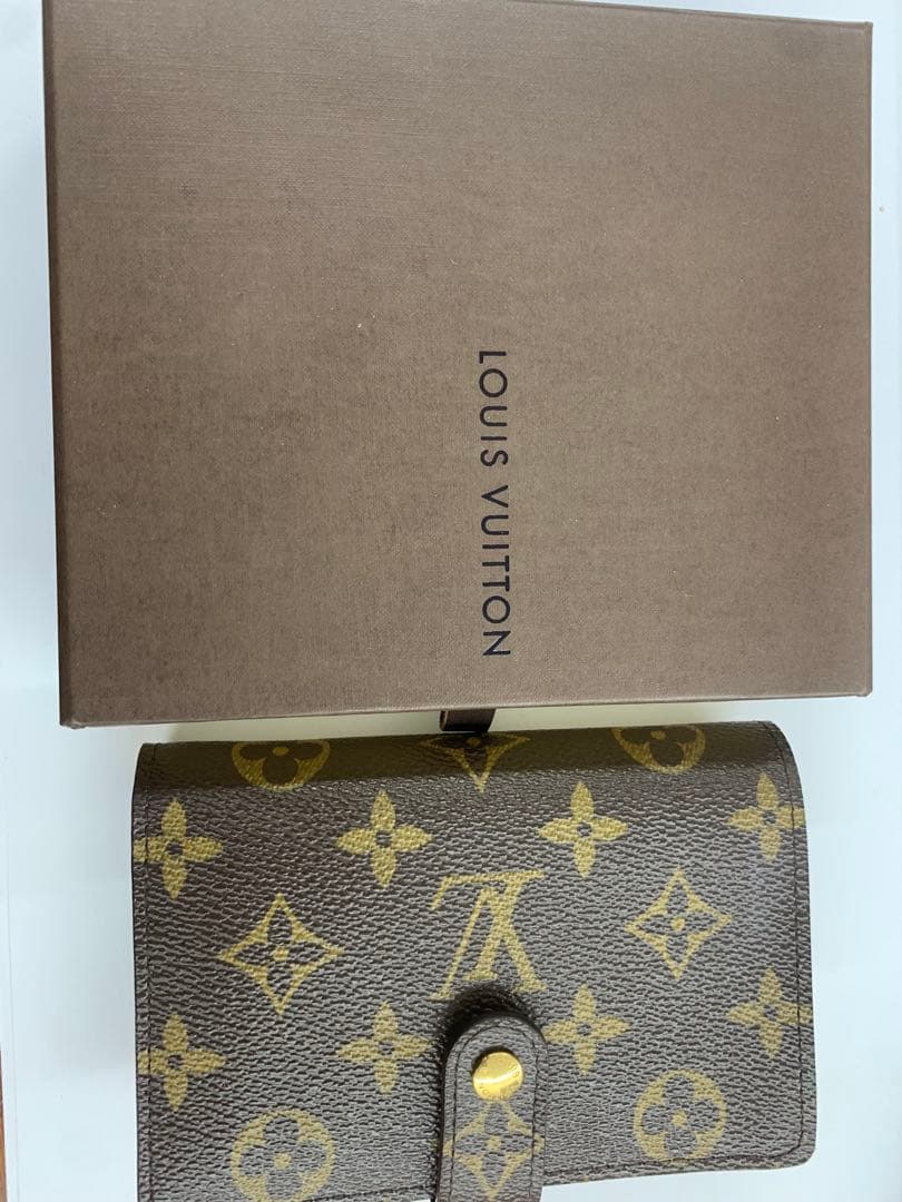 ルイヴィトン モノグラム 二つ折りがま口財布 ヴィエノワ　ポルトモネ