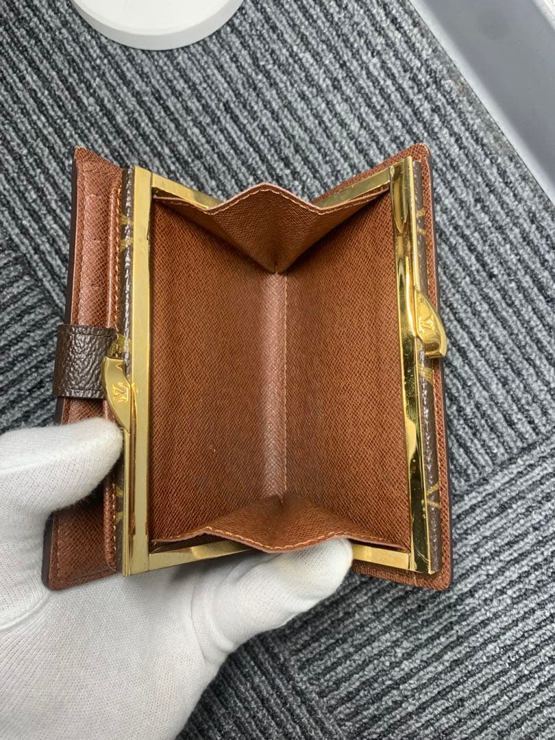 ルイヴィトン モノグラム 二つ折りがま口財布 ヴィエノワ　ポルトモネ