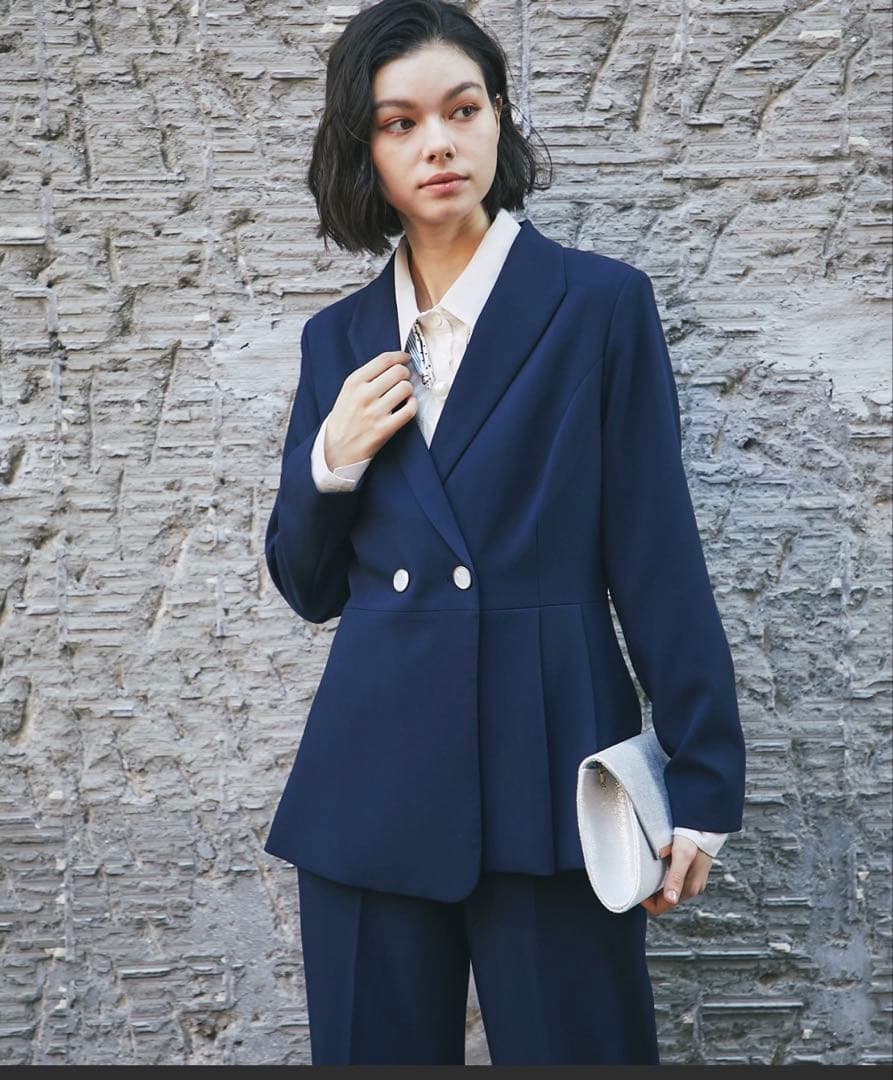 SMILE ORCHID プリーツ裾ペプラムジャケット＆ワイドパンツセットアップ