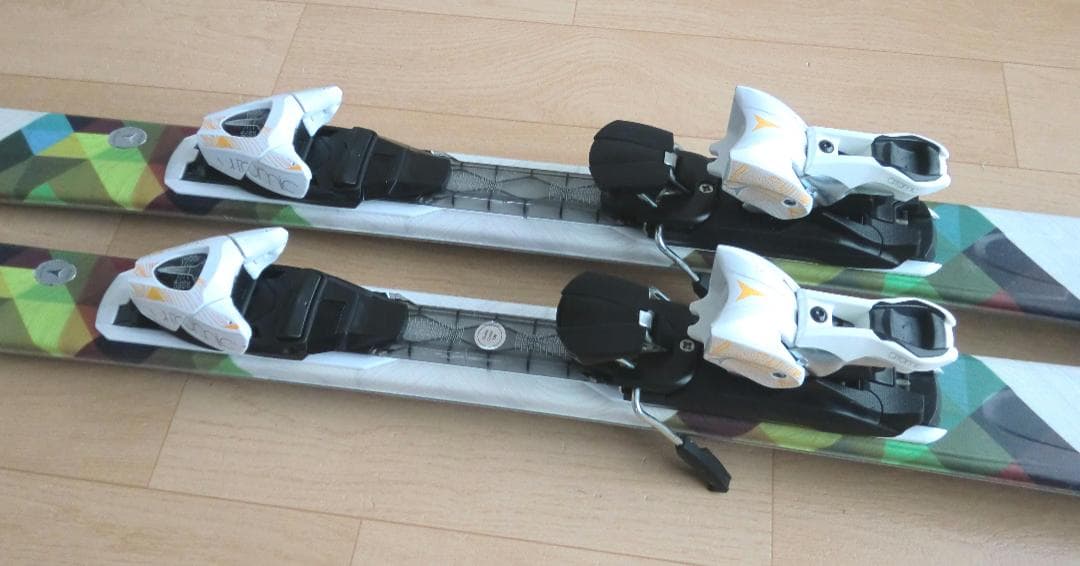 ■12月・1月限定■送料無料■アトミック■女性用スキーセット■152/25.5■