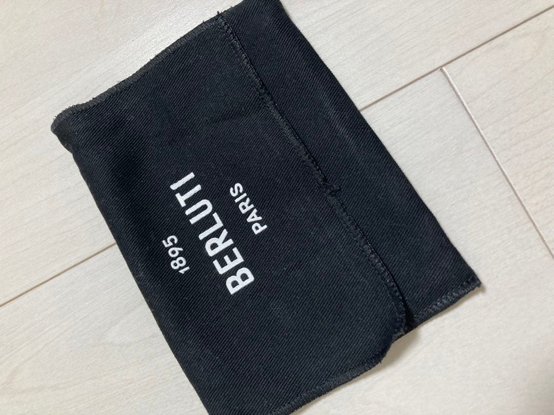 Berluti マコレ スクリットレザー　カリグラフィー