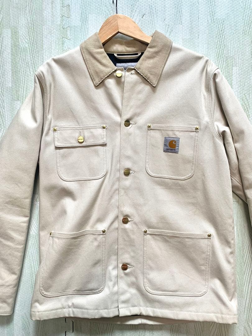 カーハートのアウター