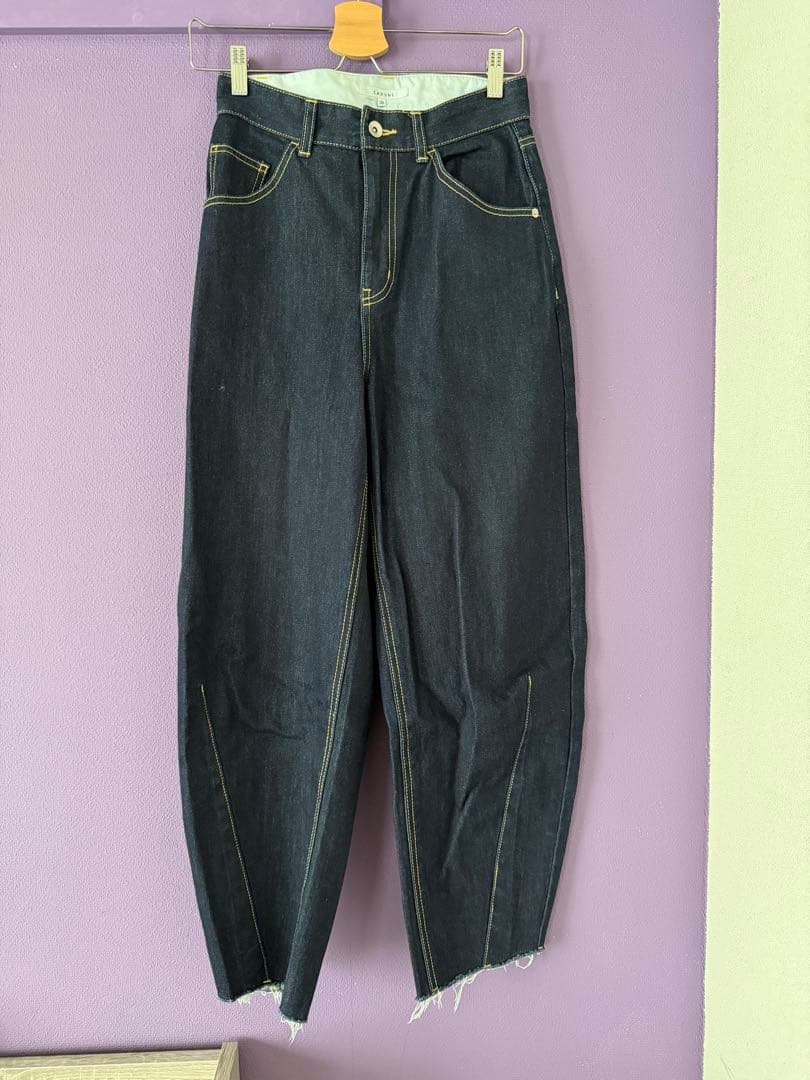 CADUNE カーヴィーデニム　38サイズ