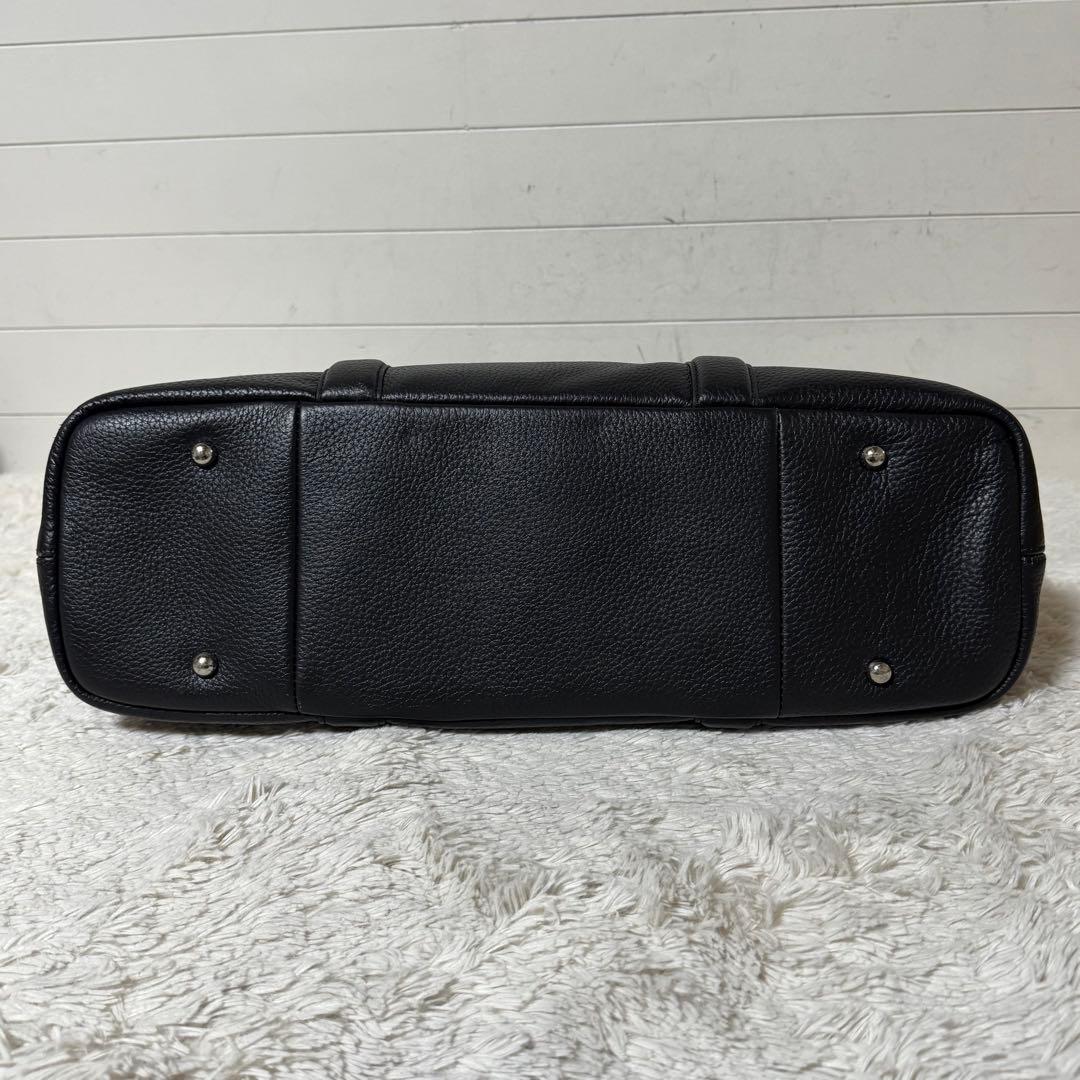 ⭐️新品未使用⭐️　バーニーズニューヨーク　メルセデスベンツコラボ　ハンドバッグ