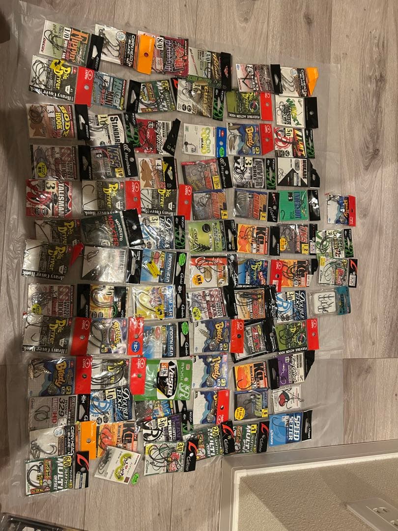 【お得！バス釣り引退】人気ワーム・ルアー・フック等まとめ売り！！