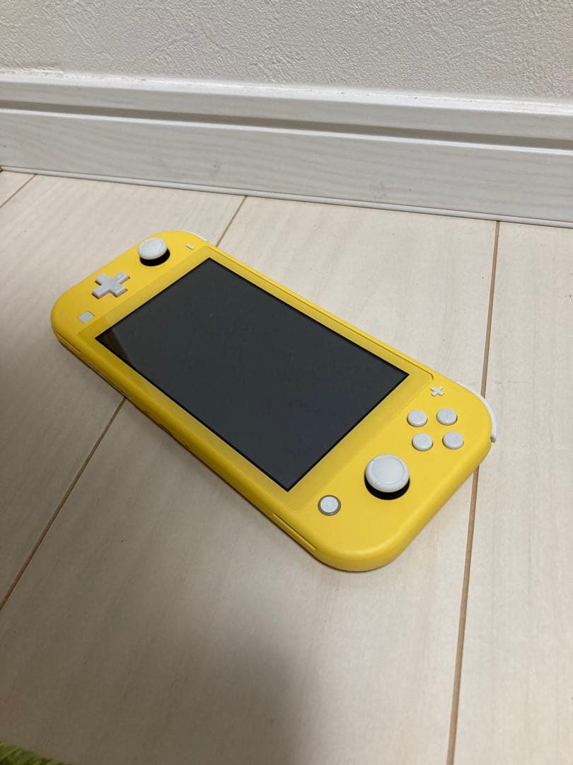 【美品！】Nintendo Switch Lite 本体 イエロー